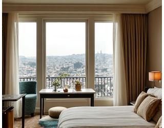 Suite d'hôtel boutique luxueuse avec vue sur Paris